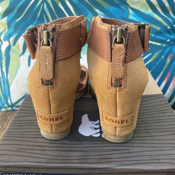 SOREL Joanie wedge sandal. Size 6 US, 23cm tan - Picture 2 of 6